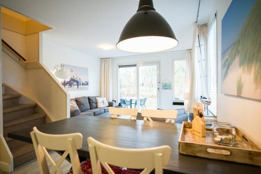 Amelander Kaap 1 Apartment ฮอลลุม ภายนอก รูปภาพ